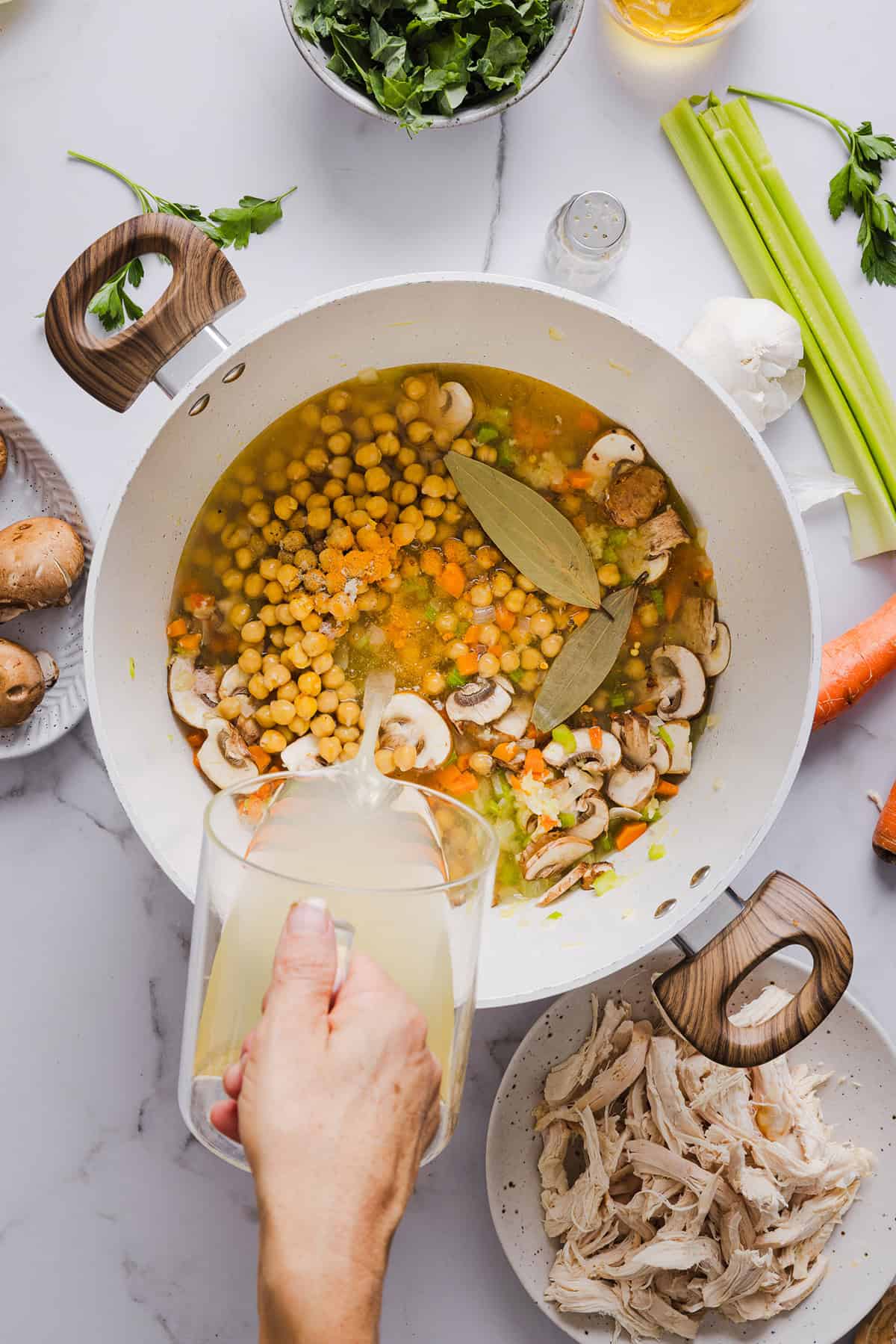 This Detox Immune-Boosting Chicken Soup is the perfect remedy for flu season filled with antioxidants that boost immunity and keep you warm all winter long!