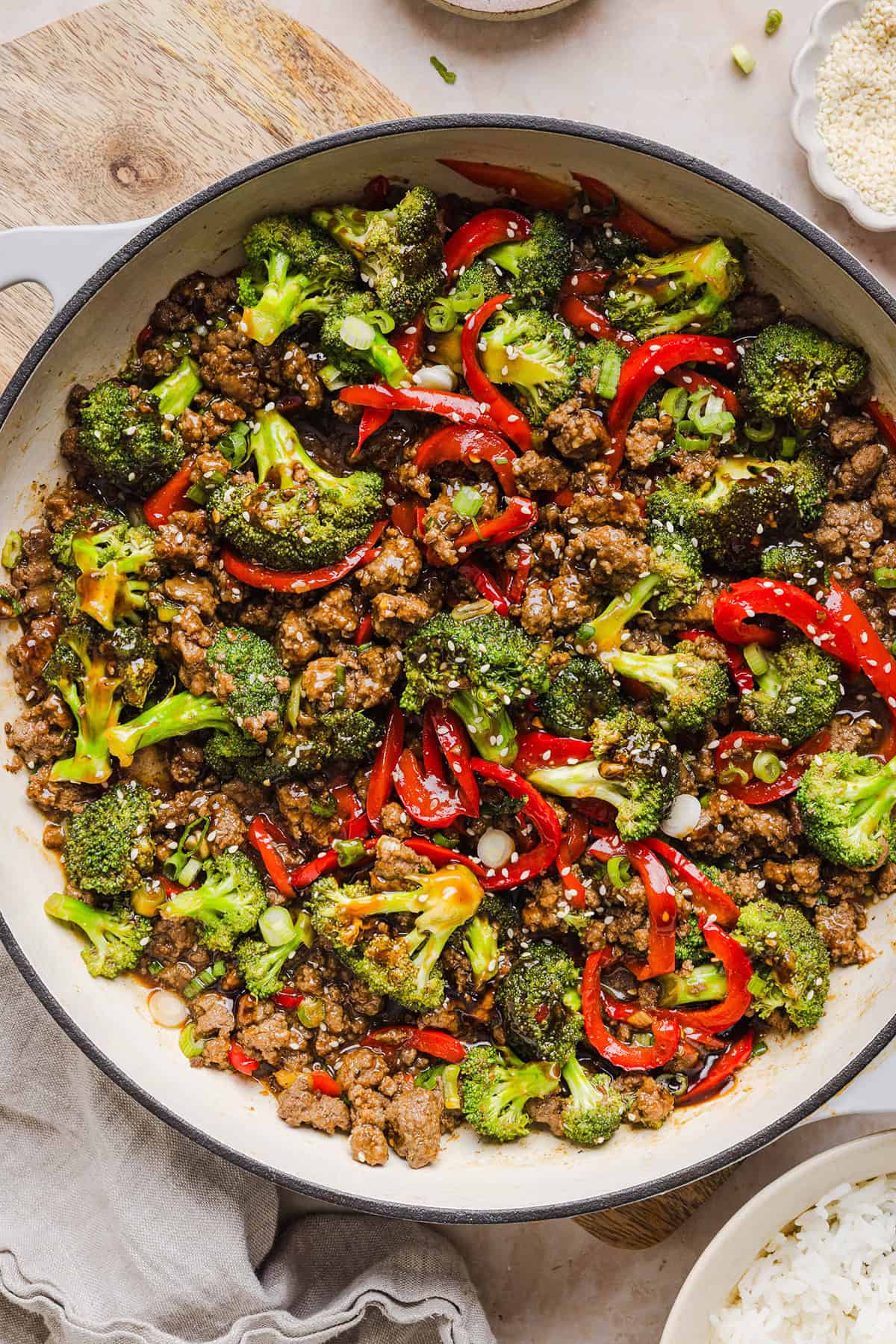 These Healthy Mongolian Ground Beef Bowls are quick, easy, and ready in just 20 minutes! Made with a sweet and savory sauce, this high-protein dinner is perfect for busy weeknights or meal prep.